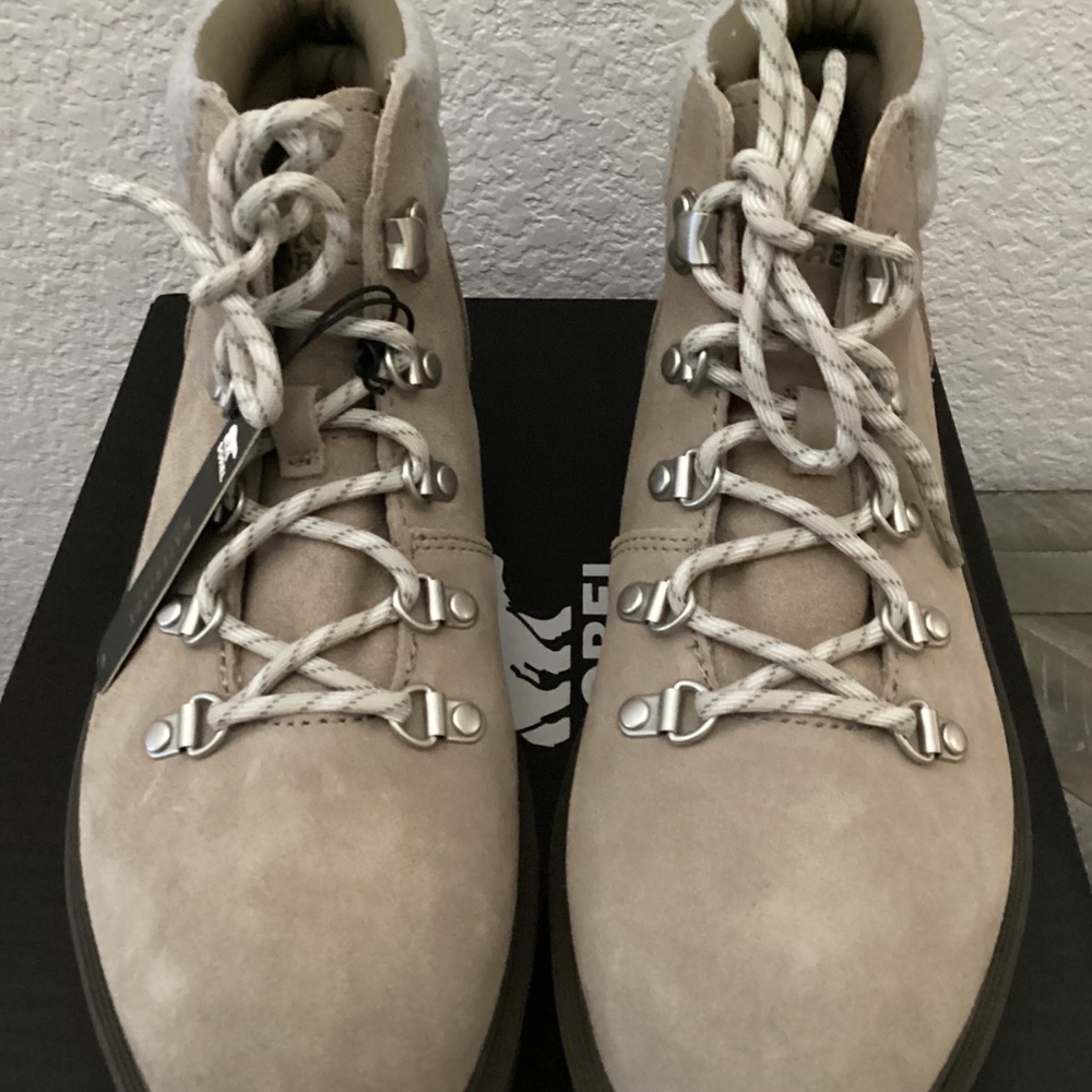 SOREL Hi-Line Cozy Lace-Up Hiking Boot (Women) 9.5M - Picture 6 of 8